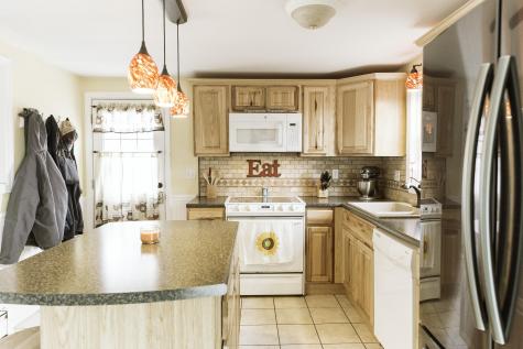 32 Madison Street Auburn ME 04210