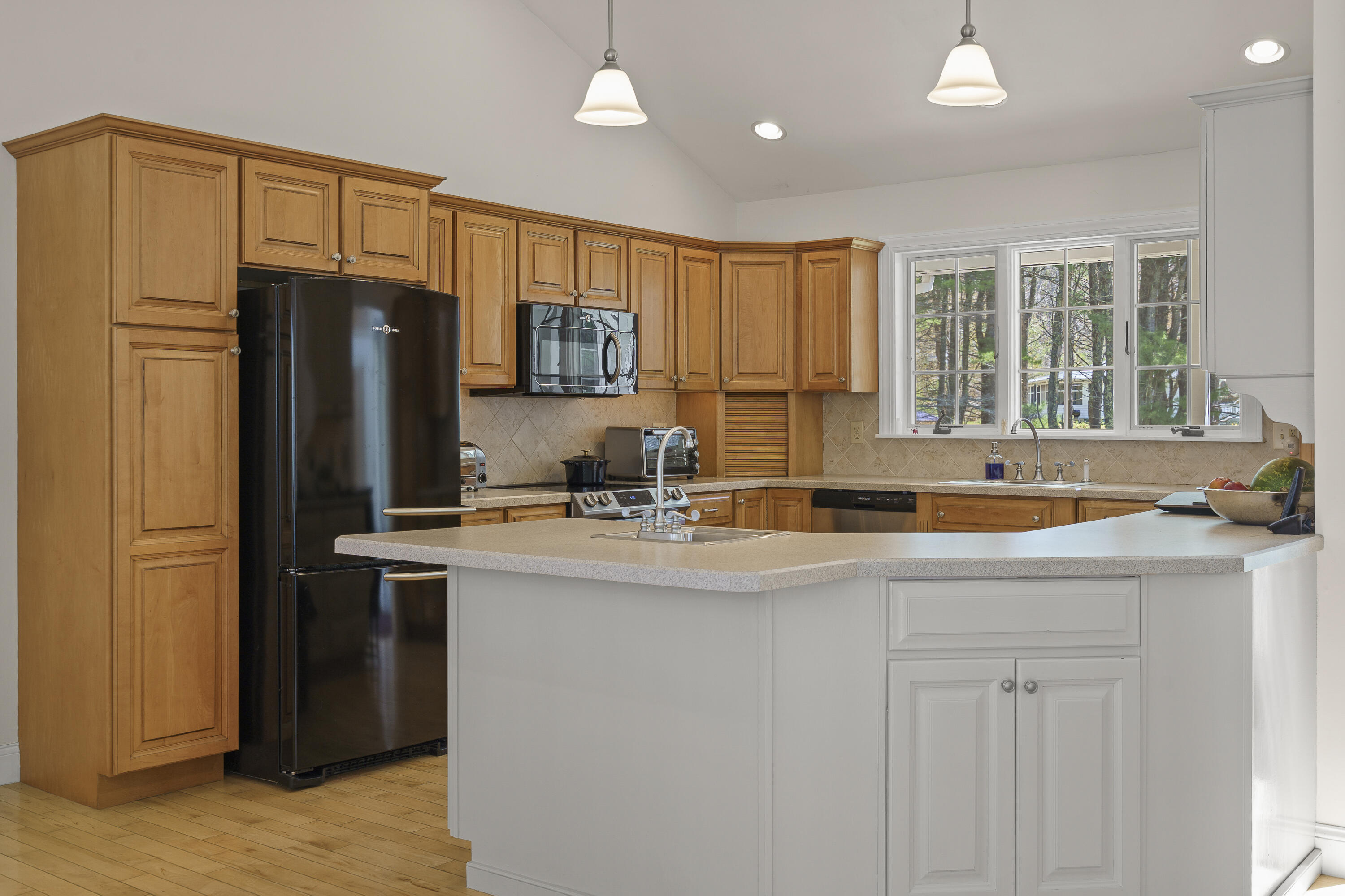 23 Sunny Acres Lane Boothbay ME 04537