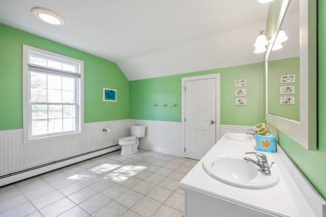 16 Quail Run Kennebunk ME 04043