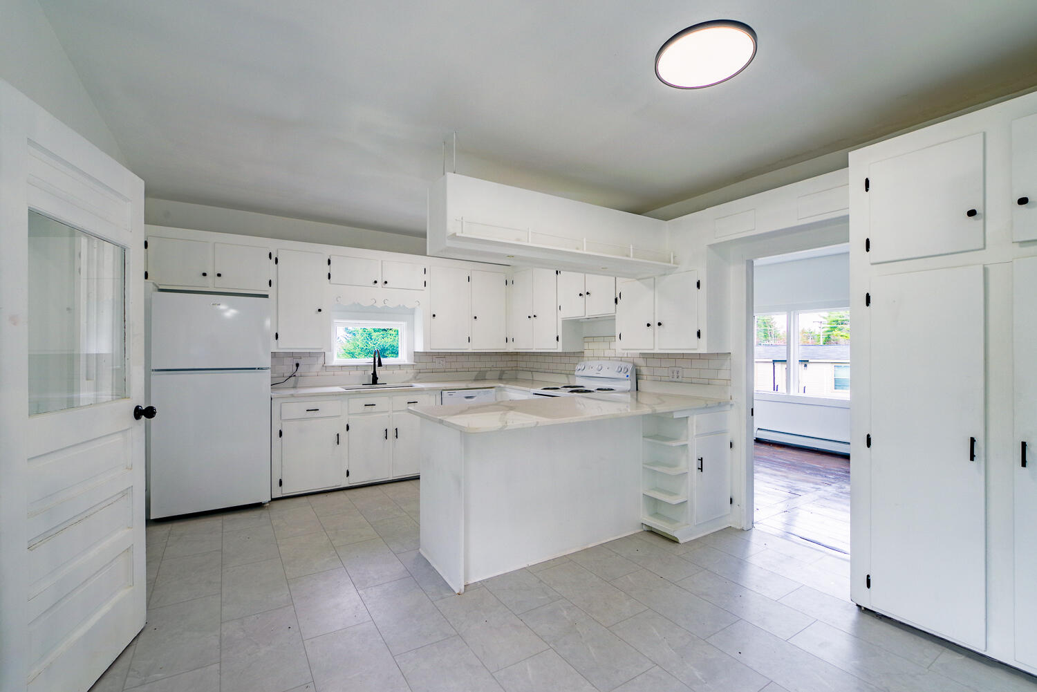 1216 Main Street Waldoboro ME 04572