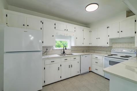 1216 Main Street Waldoboro ME 04572