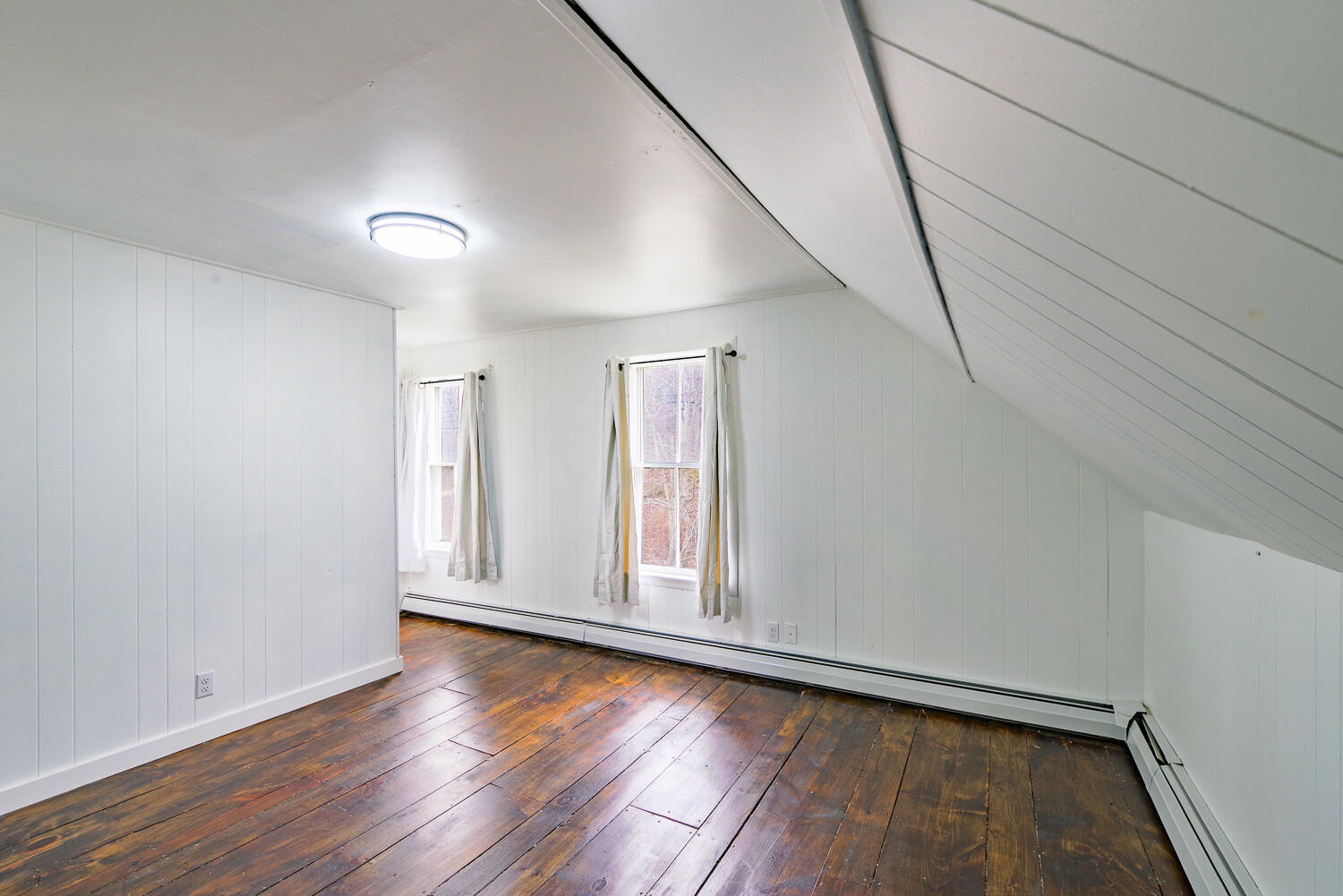 1216 Main Street Waldoboro ME 04572