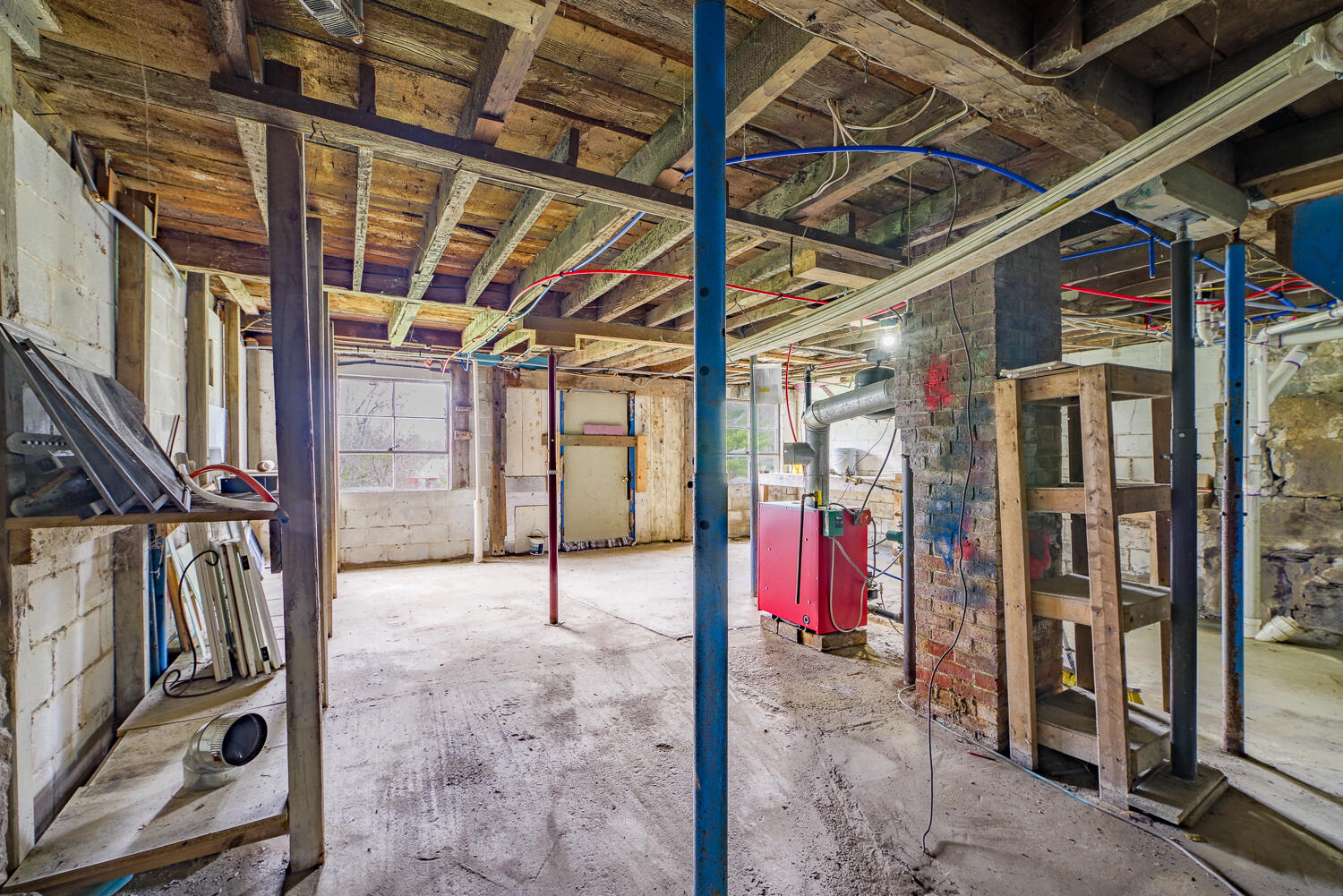 1216 Main Street Waldoboro ME 04572