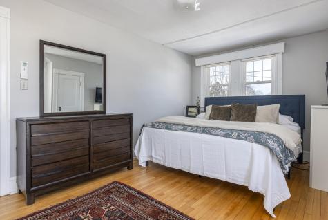 17 Bellevue Avenue South Portland ME 04106