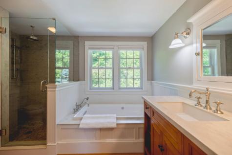 29 Applecrest Drive Yarmouth ME 04096