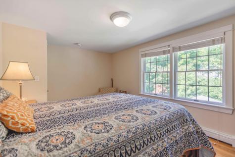 29 Applecrest Drive Yarmouth ME 04096