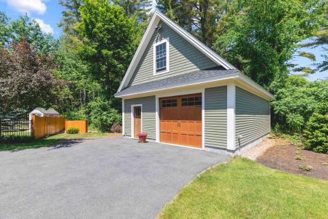 29 Applecrest Drive Yarmouth ME 04096