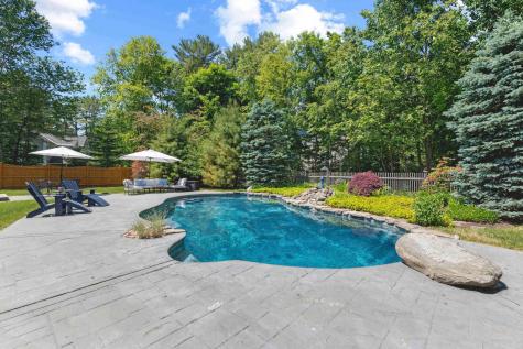 29 Applecrest Drive Yarmouth ME 04096