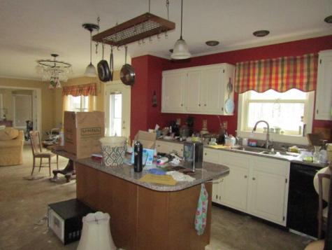 530 River Road Woolwich ME 04579