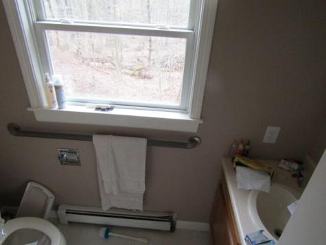 530 River Road Woolwich ME 04579