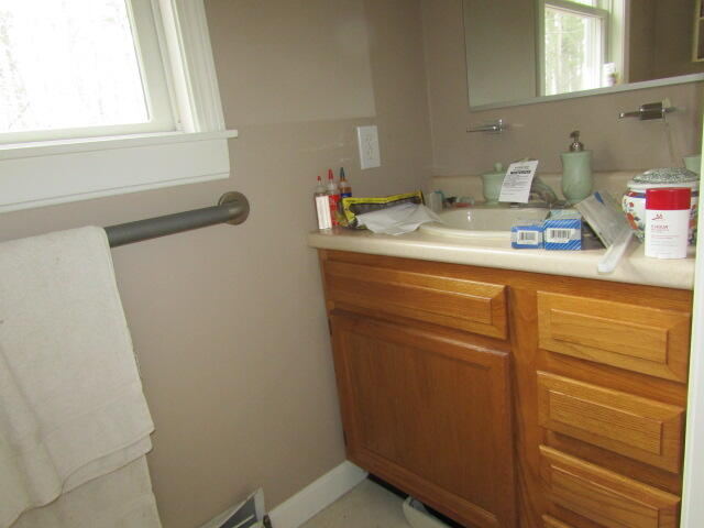 530 River Road Woolwich ME 04579