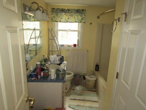 530 River Road Woolwich ME 04579