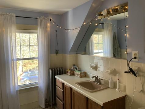 124 Northern Avenue Gardiner ME 04345