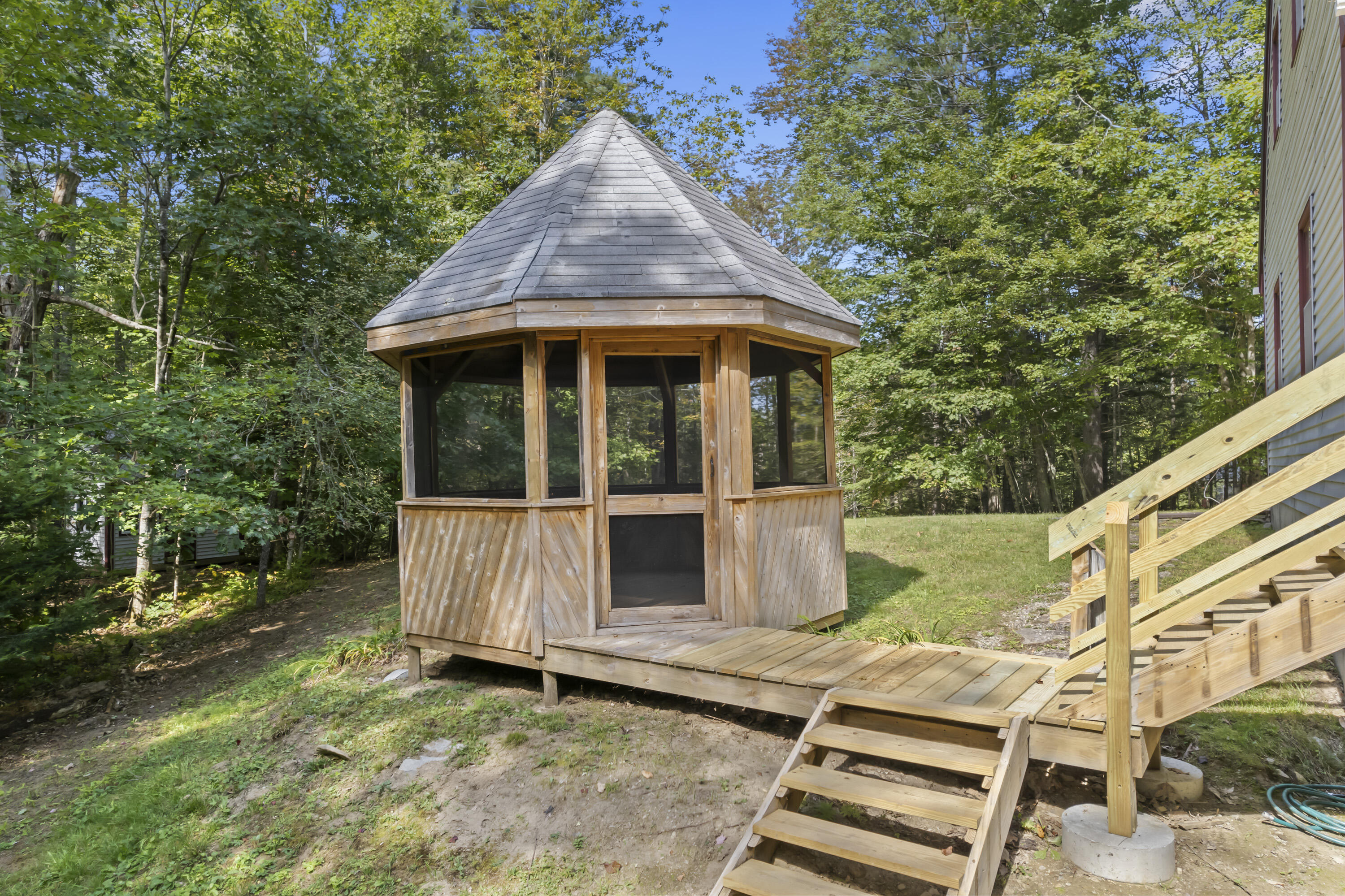 33 Quail Lane Nobleboro ME 04555