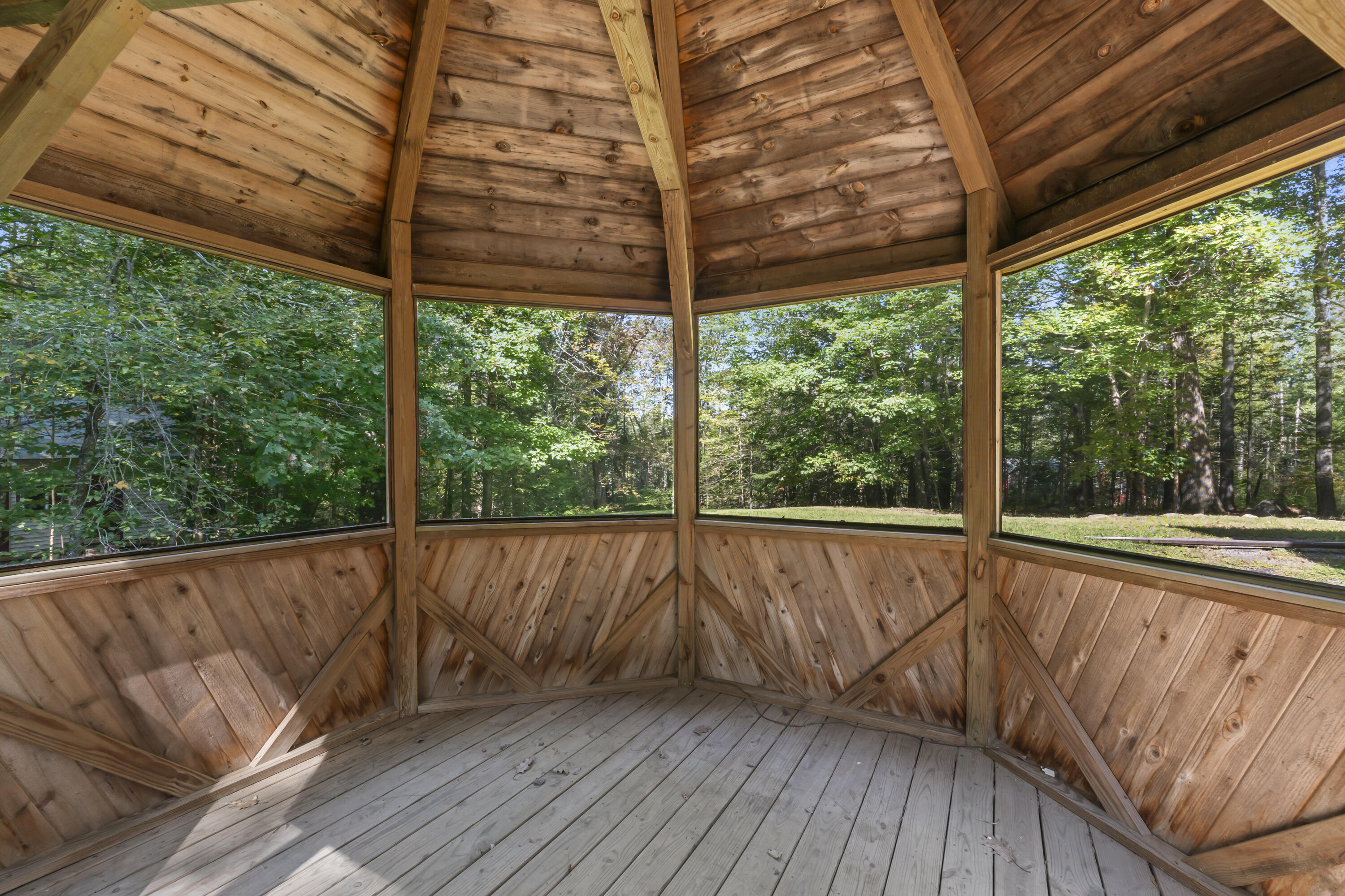 33 Quail Lane Nobleboro ME 04555