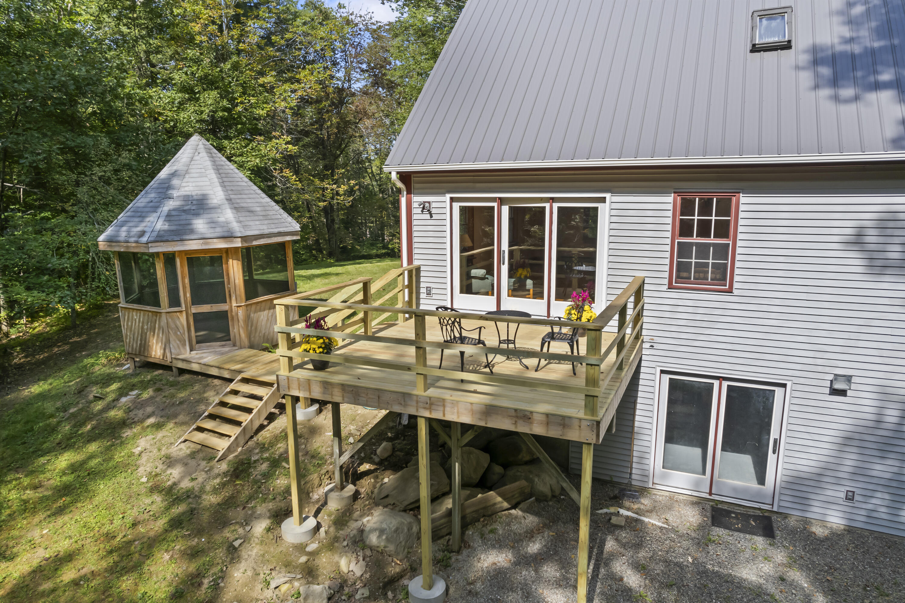 33 Quail Lane Nobleboro ME 04555