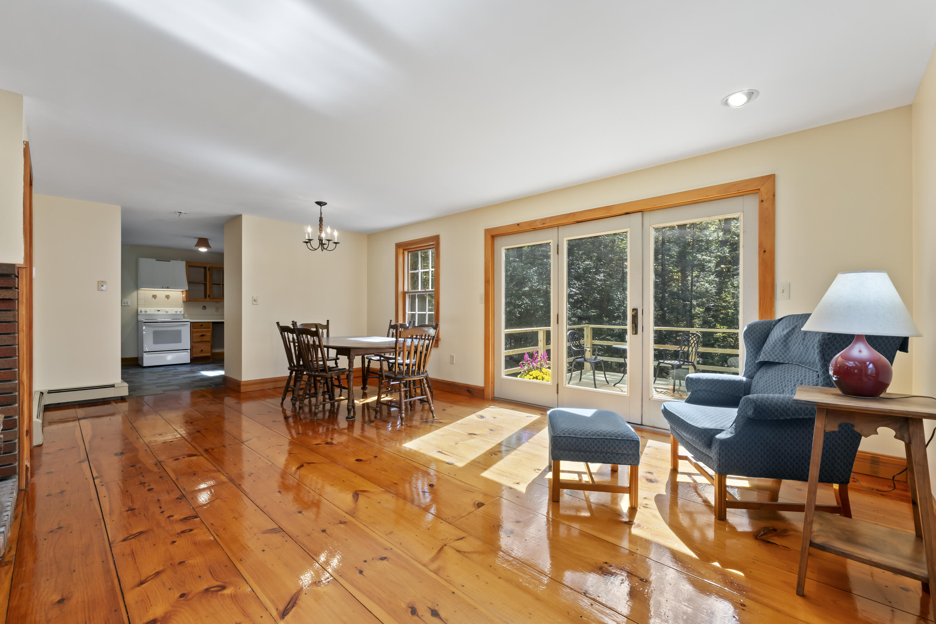 33 Quail Lane Nobleboro ME 04555