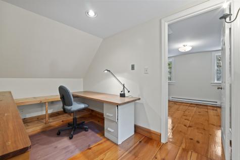 33 Quail Lane Nobleboro ME 04555