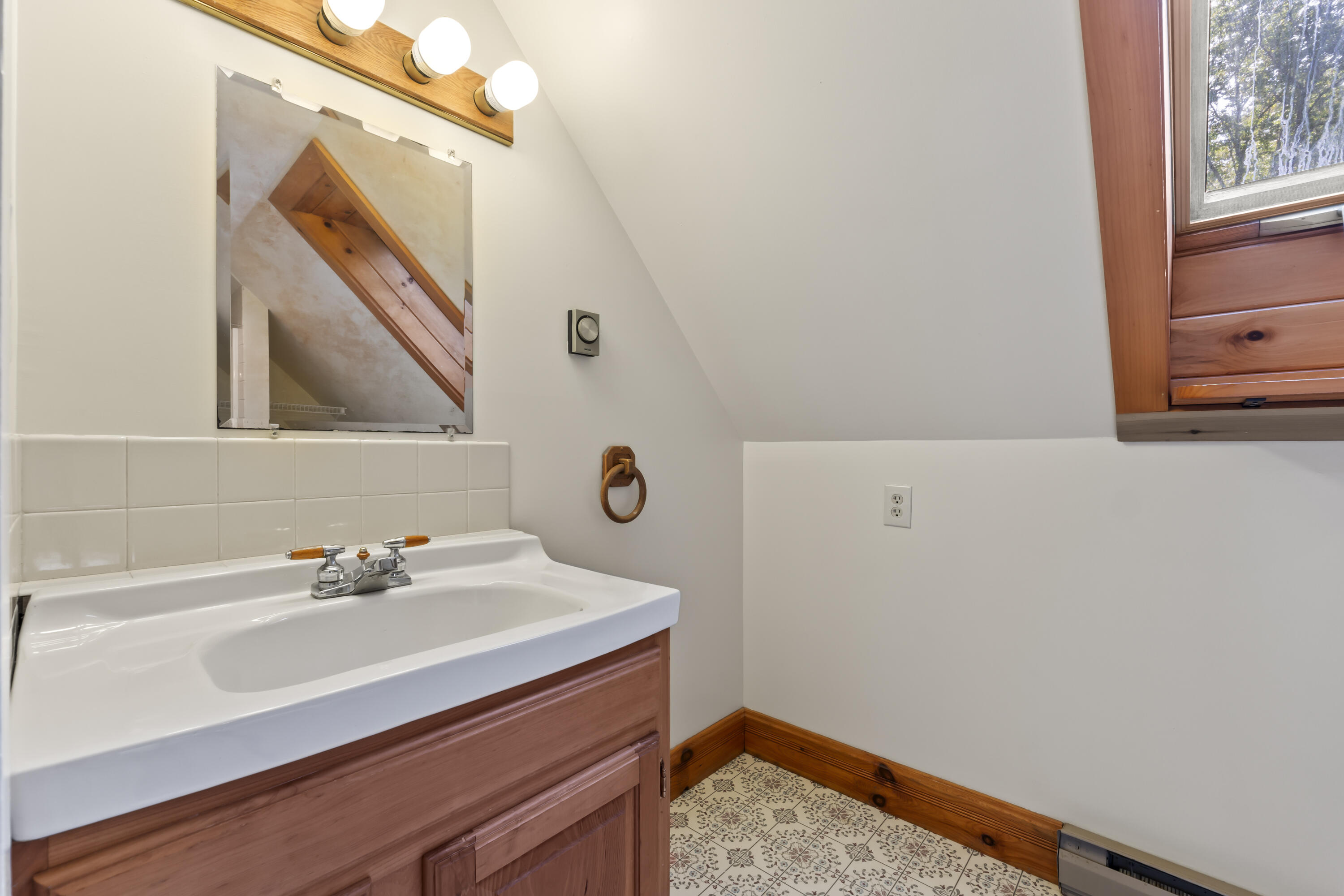 33 Quail Lane Nobleboro ME 04555