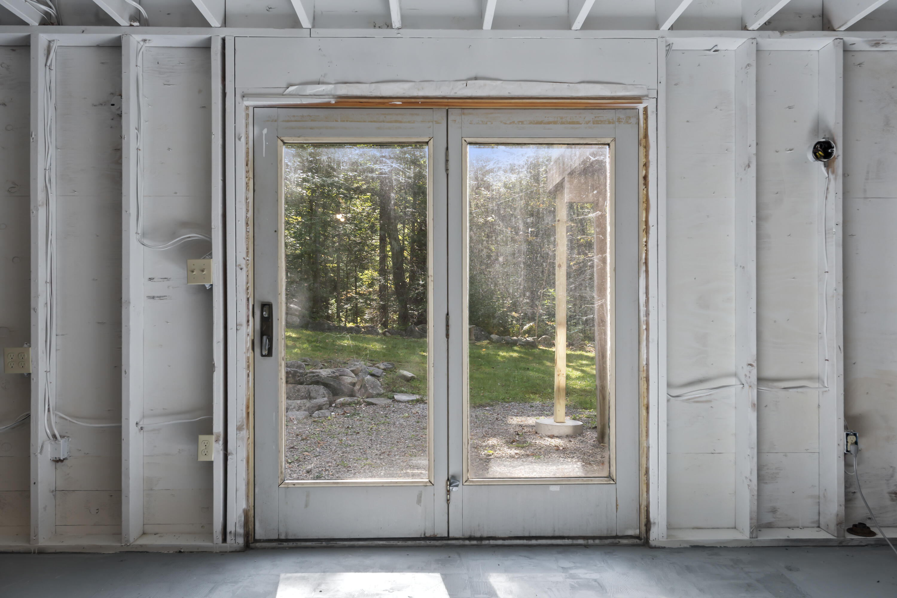 33 Quail Lane Nobleboro ME 04555