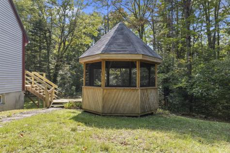 33 Quail Lane Nobleboro ME 04555