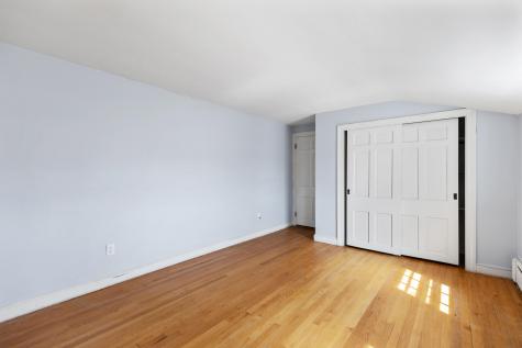 9 West Circle Falmouth ME 04105