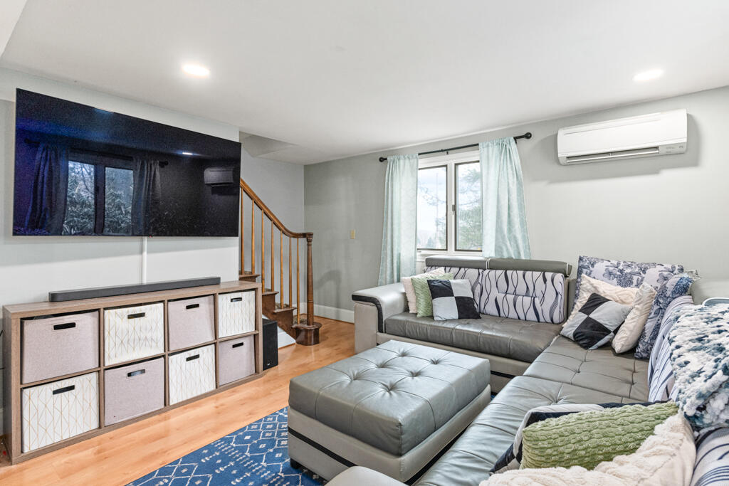15 Cole Road Biddeford ME 04005