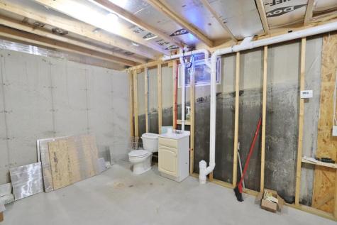 47 Balsam Drive Holden ME 04429