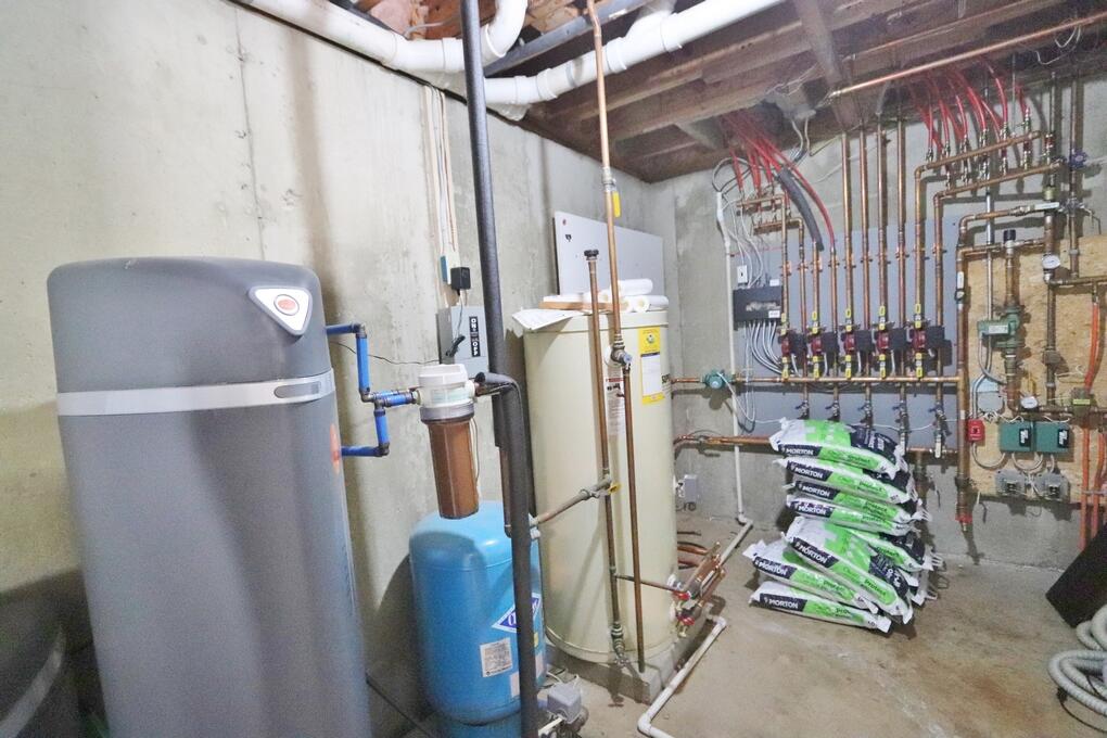 47 Balsam Drive Holden ME 04429