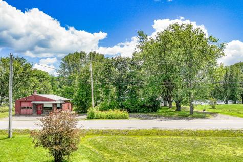 886 Manchester Road Belgrade ME 04917