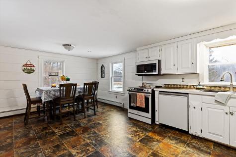 18 Mayland Street Oakland ME 04963