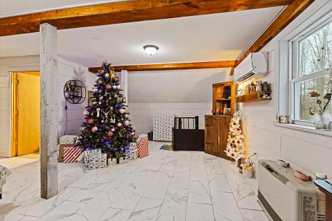 18 Mayland Street Oakland ME 04963