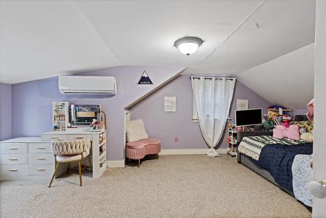 18 Mayland Street Oakland ME 04963