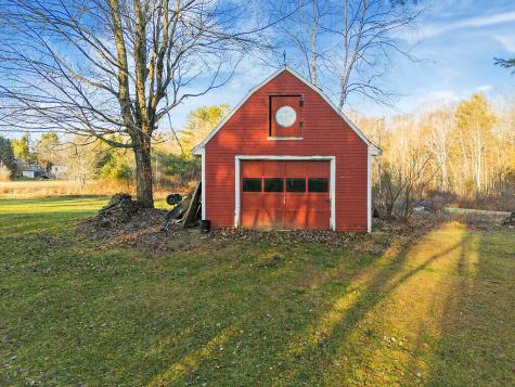 18 Mayland Street Oakland ME 04963