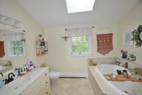 10 Durham Road Freeport ME 04032