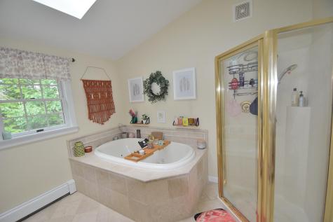 10 Durham Road Freeport ME 04032