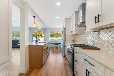 86 Everett Road Auburn ME 04210