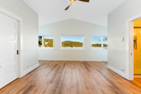 86 Everett Road Auburn ME 04210