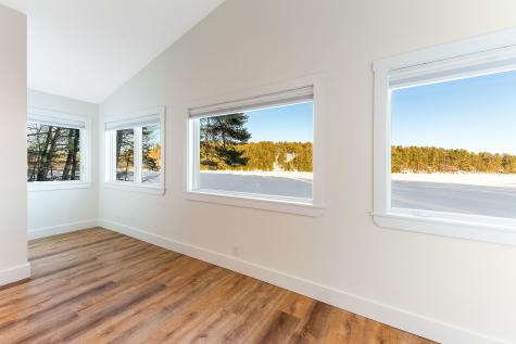 86 Everett Road Auburn ME 04210