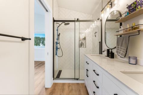 86 Everett Road Auburn ME 04210