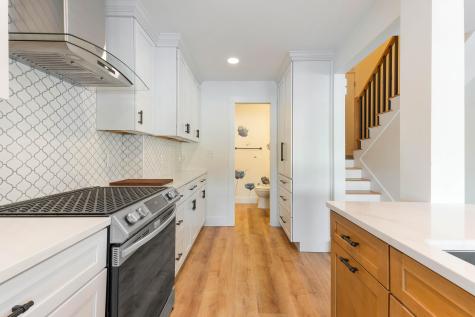 86 Everett Road Auburn ME 04210