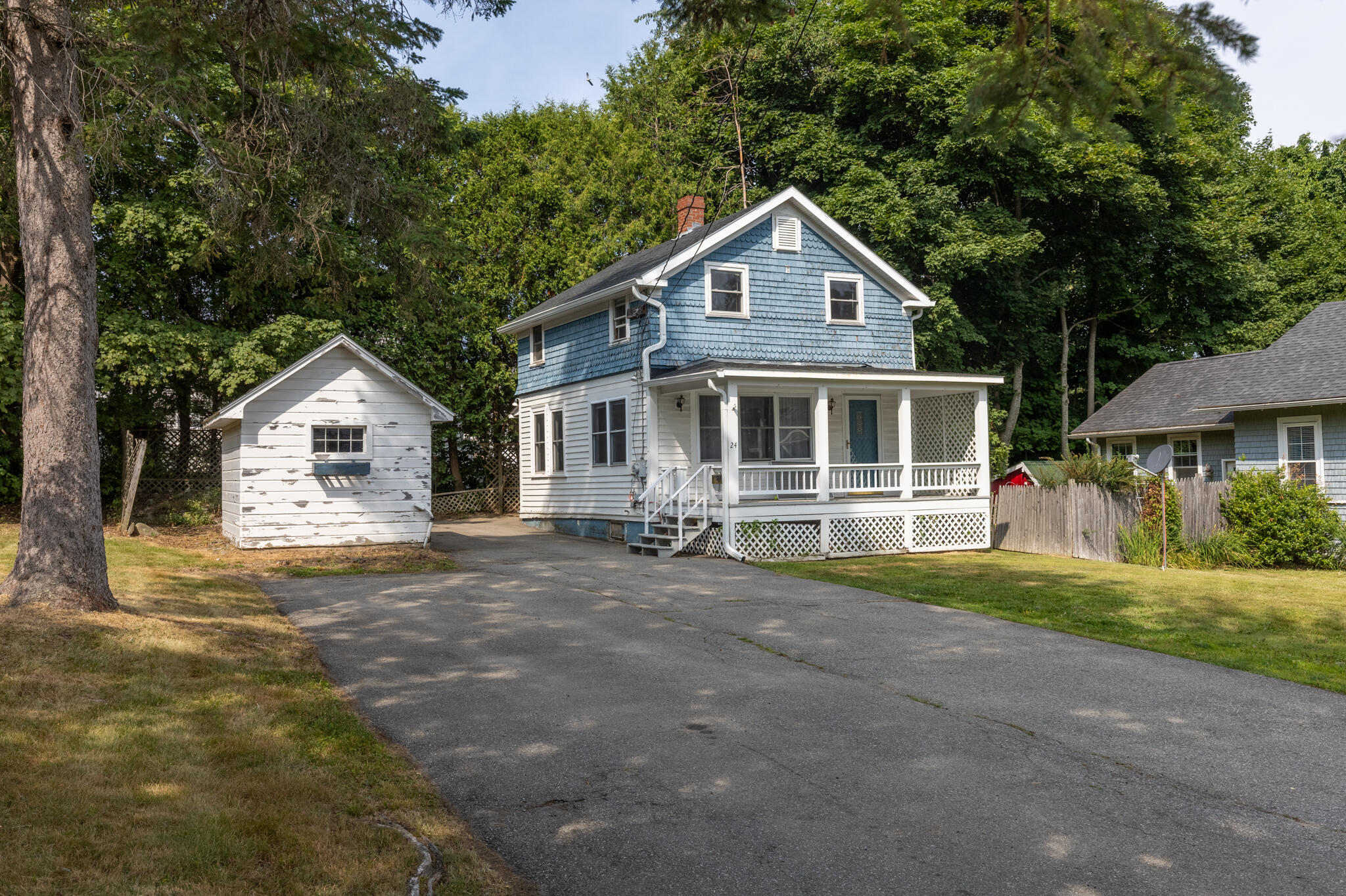 24 Warwick Street Bangor ME 04401