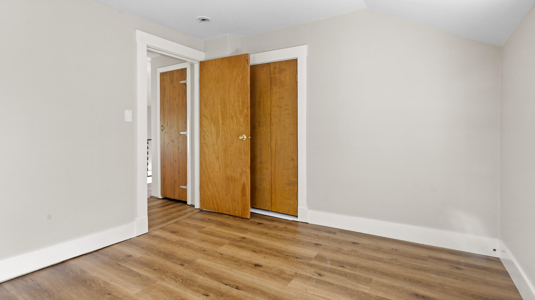 24 Warwick Street Bangor ME 04401