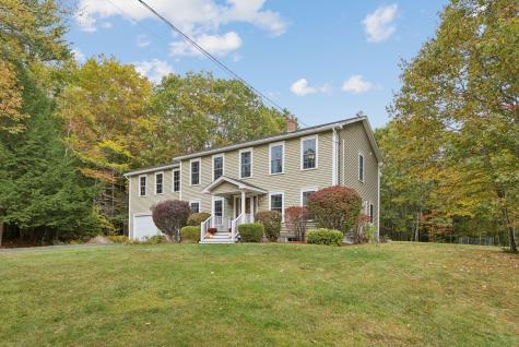 54 Briarwood Drive New Gloucester ME 04260