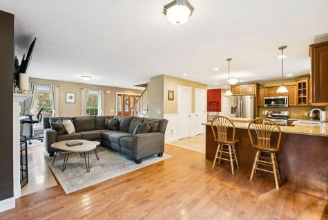 54 Briarwood Drive New Gloucester ME 04260