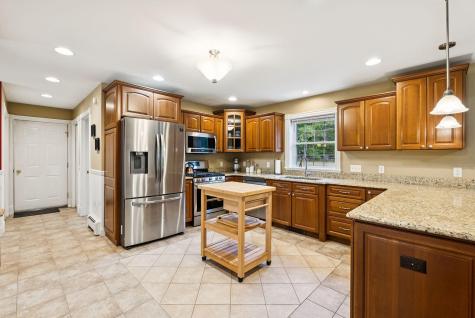 54 Briarwood Drive New Gloucester ME 04260