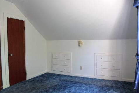 17 Hall Street Lewiston ME 04240