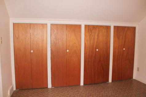 17 Hall Street Lewiston ME 04240