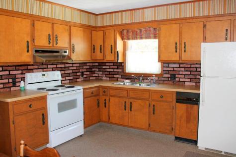 17 Hall Street Lewiston ME 04240