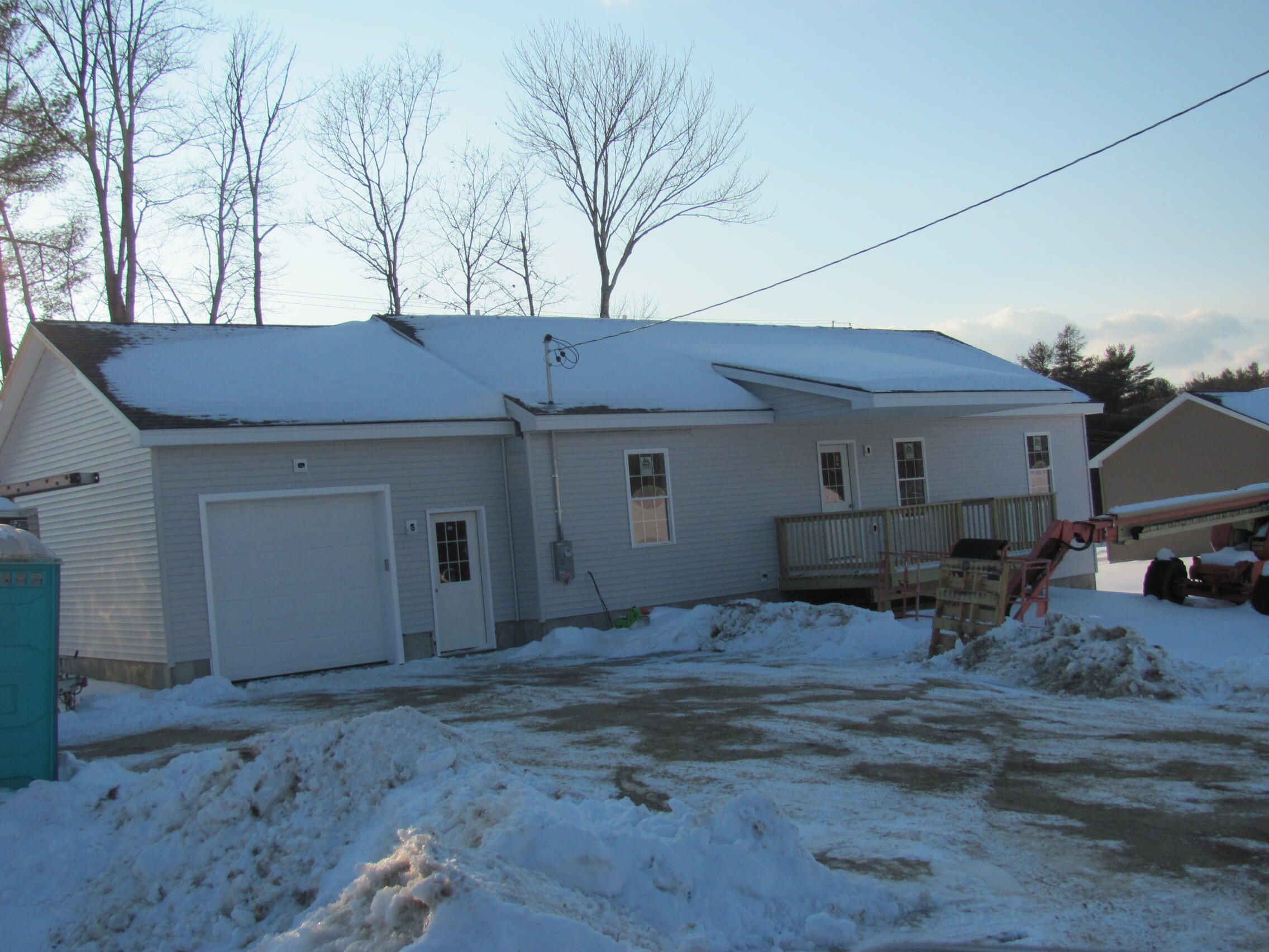 17 Welchville Commons Drive Oxford ME 04270